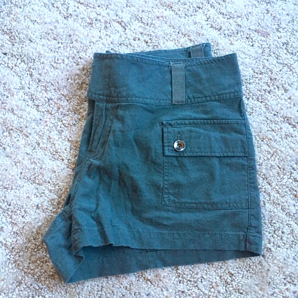 Olive Cargo Shorts NWOT